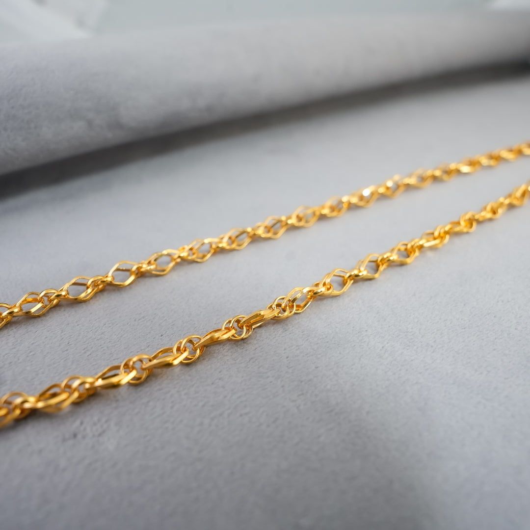 TwistWeave Gold Chain