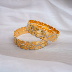 Load image into Gallery viewer, Heartline Bangle – Where Love Meets Craft
