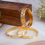 Load image into Gallery viewer, Heartline Bangle – Where Love Meets Craft
