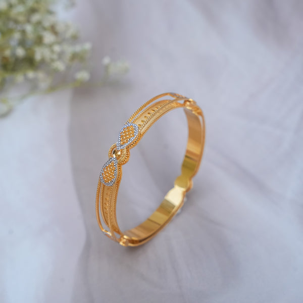 Infinity Bloom – Where Light Meets Legacy